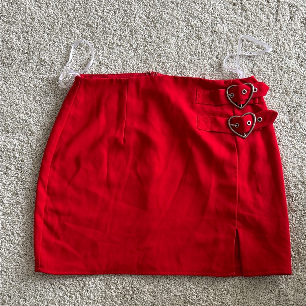 Superdown Red Heart-Embellished Women's mini Skirt size L